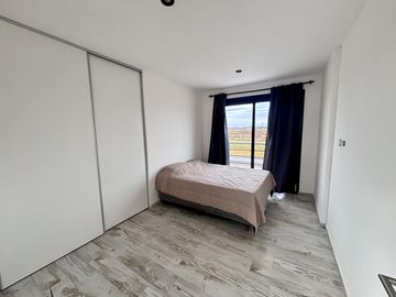 VENTA CASA SAN SEBASTIAN AREA 5 - 5 AMBIENTES - 2 PLANTAS