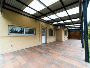 Casa a la venta en barrio cerrado Lomas de San Francisco  lujan