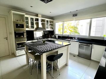 Casa en venta en Barrio *** Buenos Aires Golf Club***