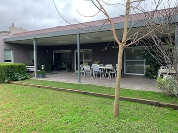 Casa en  Barrio Cerrado Buenos Aires Village