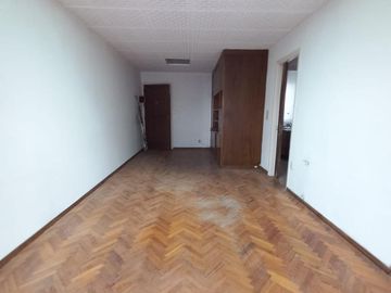Departamento, Barracas, 3 ambientes c balcon terraza, APTO CREDITO, muy luminoso