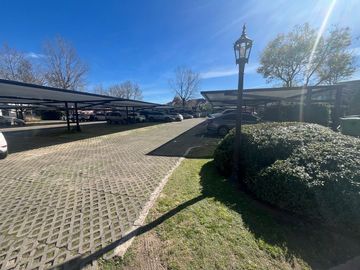 Santa María de Tigre - Departamento en venta de 3 ambientes con amarra
