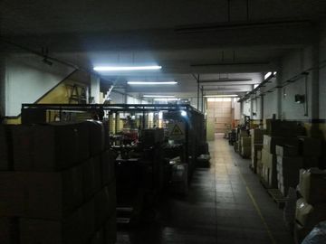 Nave Industrial - V.Lynch