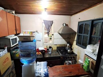 VENTA DE CASA 3 DORM., LOCAL Y TALLER - NEUQUÉN