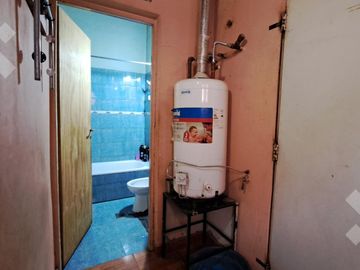VENTA DE CASA 3 DORM., LOCAL Y TALLER - NEUQUÉN