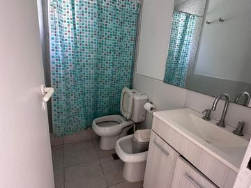 5 AMBIENTES | AV. SHAW 1298