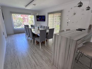 5 AMBIENTES | AV. SHAW 1298