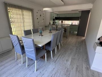 5 AMBIENTES | AV. SHAW 1298