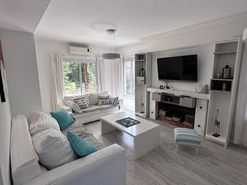 5 AMBIENTES | AV. SHAW 1298