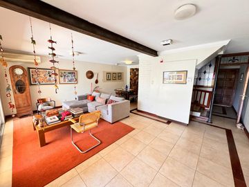 Hermosa casa de 4 dormitorios en excelente estado en Parque Guillermina, SMT