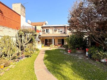 Hermosa casa de 4 dormitorios en excelente estado en Parque Guillermina, SMT