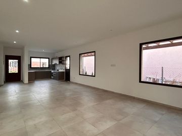 Excelente casa a estrenar en venta en Santo Tomas