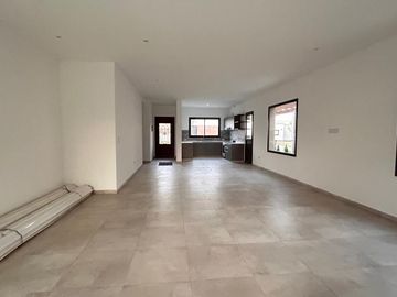 Excelente casa a estrenar en venta en Santo Tomas