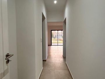 Excelente casa a estrenar en venta en Santo Tomas