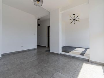 Departamento 2 amb en duplex con cochera cubierta en  Parque Patricios Estación Buenos Aires