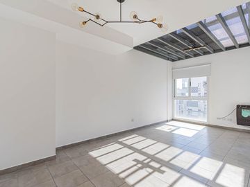 Departamento 2 amb en duplex con cochera cubierta en  Parque Patricios Estación Buenos Aires