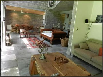 Casa en venta - 2 Dormitorios 2 Baños - 1.200Mts2 - José C. Paz