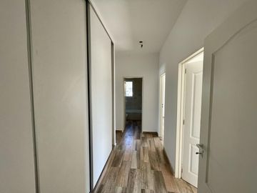 VENTA CASA SAN SEBASTIAN A11 4 AMBIENTES
