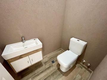 VENTA CASA SAN SEBASTIAN A11 4 AMBIENTES