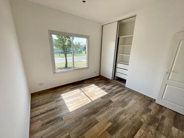 VENTA CASA SAN SEBASTIAN A11 4 AMBIENTES