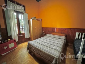 CASA 5 AMBIENTES CON COCHERA - 149M2 - LAS FLORES, BUENOS AIRES