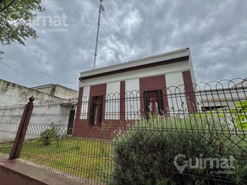 CASA 5 AMBIENTES CON COCHERA - 149M2 - LAS FLORES, BUENOS AIRES