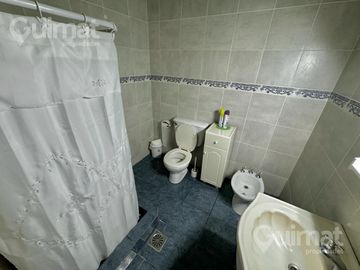 CASA 5 AMBIENTES CON COCHERA - 149M2 - LAS FLORES, BUENOS AIRES