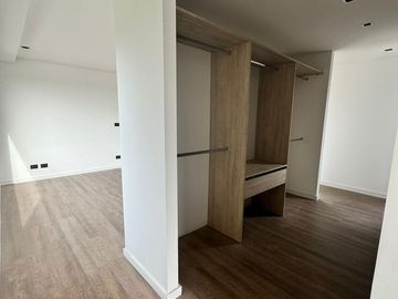 Casa en Venta, 6 Ambientes,  en Haras Santa Maria, Loma Verde, Escobar, GBA Norte