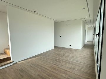 Casa en Venta, 6 Ambientes,  en Haras Santa Maria, Loma Verde, Escobar, GBA Norte