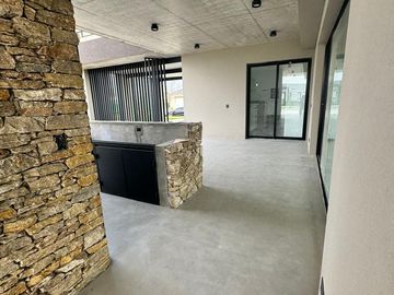 Casa en Venta, 6 Ambientes,  en Haras Santa Maria, Loma Verde, Escobar, GBA Norte