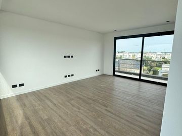 Casa en Venta, 6 Ambientes,  en Haras Santa Maria, Loma Verde, Escobar, GBA Norte