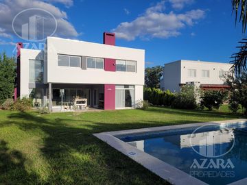 Casa - Belen De Escobar