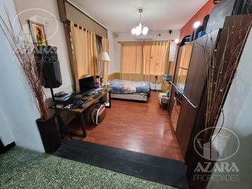 Casa lote propio  8,66 x 45  ideal 2 familias   en  beccar