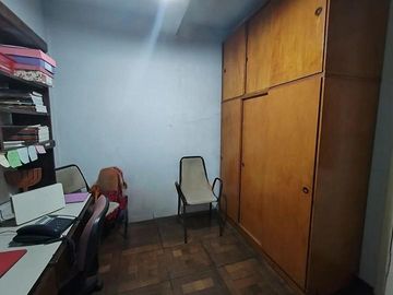 Venta PH tipo Departamento  4 ambientes con patio, Sin Expensas. Avellaneda al 1000-  Castelar Norte