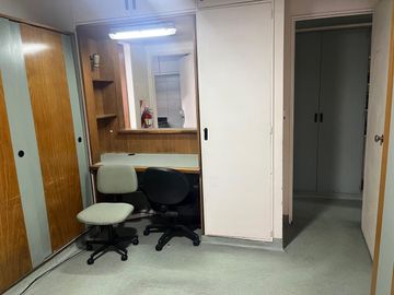 Departamento en VENTA  frente a Facultad de medicina -  3 Ambientes apto laboratorio y consultorio