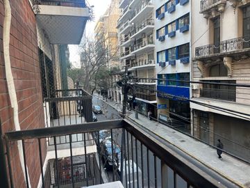 Departamento en VENTA  frente a Facultad de medicina -  3 Ambientes apto laboratorio y consultorio