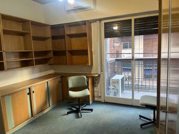 Departamento en VENTA  frente a Facultad de medicina -  3 Ambientes apto laboratorio y consultorio