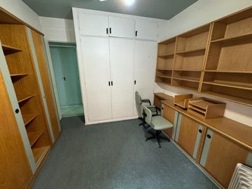 Departamento en VENTA  frente a Facultad de medicina -  3 Ambientes apto laboratorio y consultorio