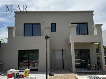 Casa en Venta en Los Castaños, Nordelta