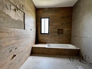 Casa en Venta en Los Castaños, Nordelta