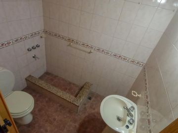 Venta PH en Lanús Oeste de 2 ambientes con Patio