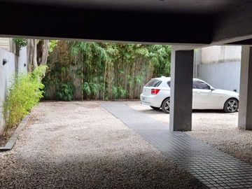 Departamento 2 ambientes con balcón en venta- Castelar Norte
