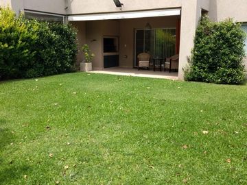 Comodo dormy duplex en Club de Campo El Naiconal