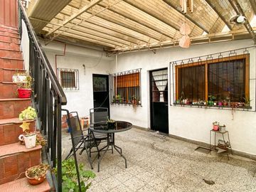 Casa en venta en Lanús - AMPLIAS MODALIDADES DE PAGO !