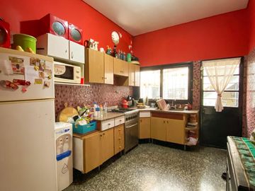 Casa en venta en Lanús - AMPLIAS MODALIDADES DE PAGO !