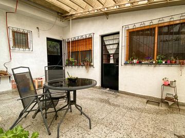Casa en venta en Lanús - AMPLIAS MODALIDADES DE PAGO !