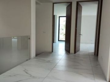 TU CASA EN LOS ROBLES