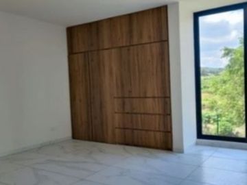 TU CASA EN LOS ROBLES