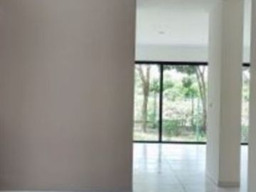 TU CASA EN LOS ROBLES