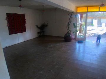 Capilla del Monte Hotel a reciclar en pleno Centro.